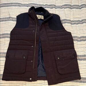 Barbour Men's Navy Quilted Vest